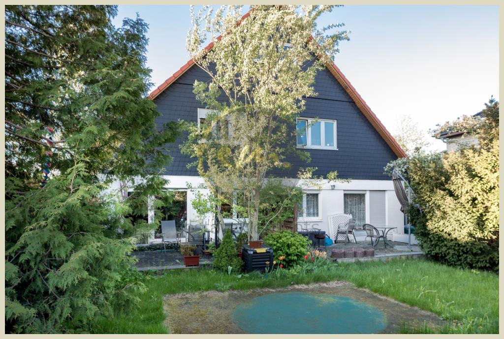 Berlin - Gemütliche Doppelhaushälfte in Bohnsdorf, Terrasse mit Südausrichtung