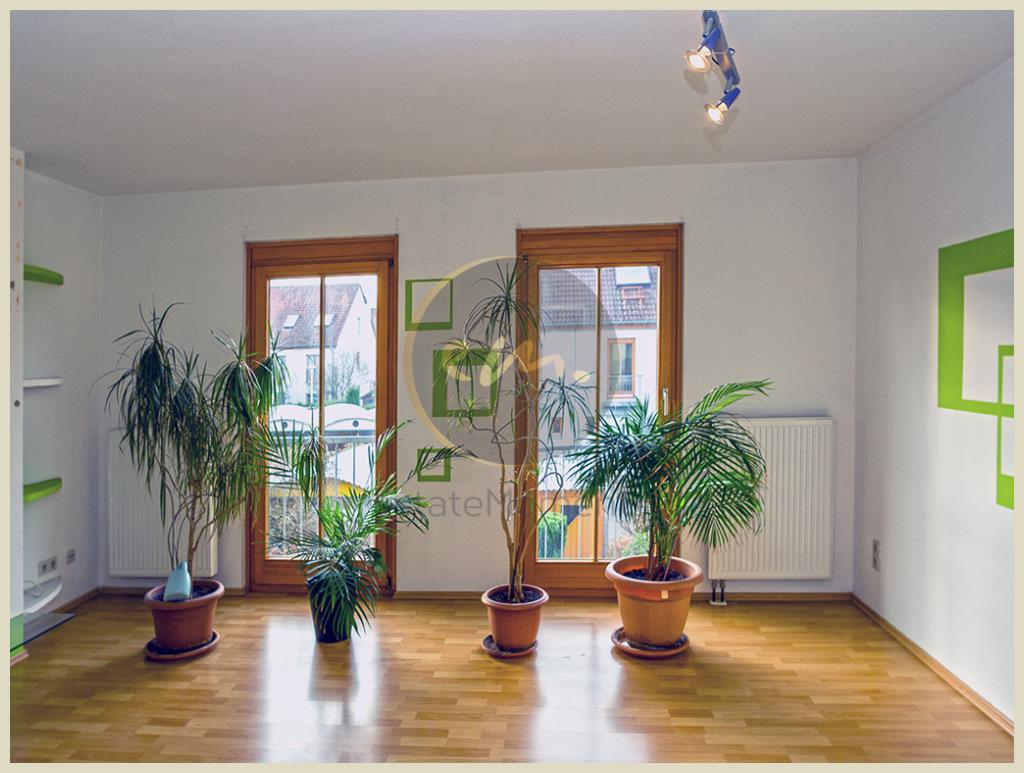 Berlin - Reihenmittelhaus (unterkellert) in ruhiger Lage in Berlin-Baumschulenweg