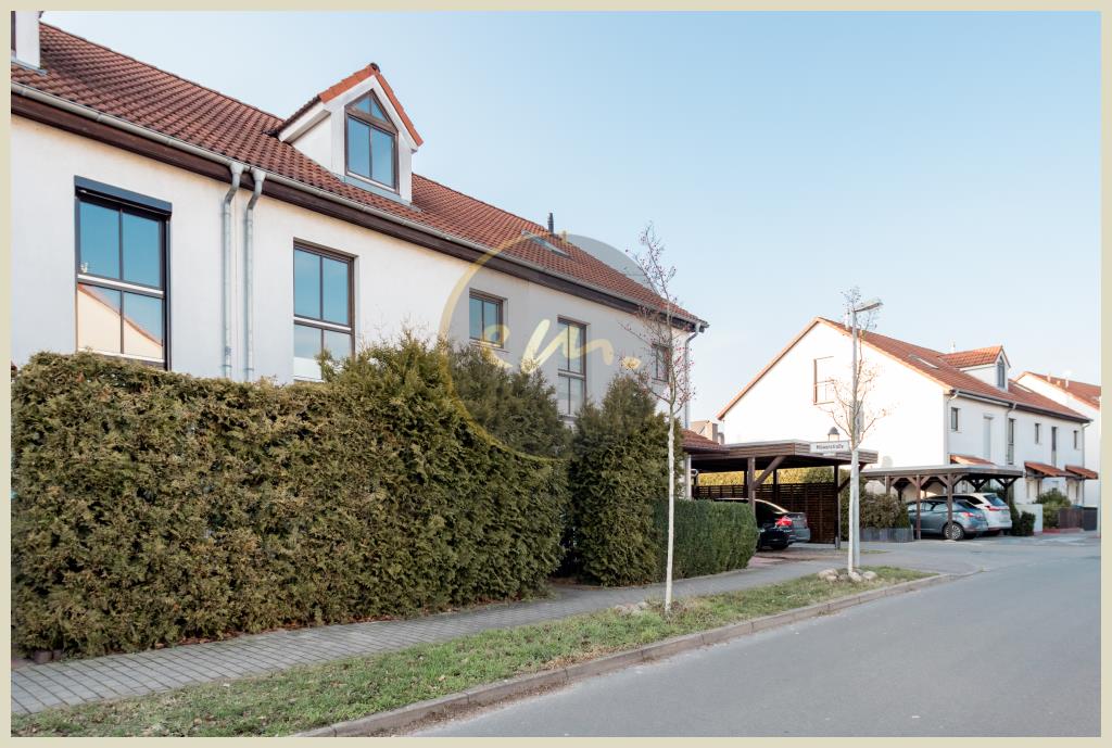 Falkensee - Attraktives Reihenmittelhaus in Falkensee: Ruhige Lage, Garten mit Privatsphäre